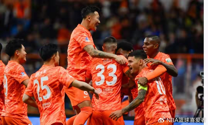 山东泰山客场惨败云南玉昆 4球溃败暴露战术短板