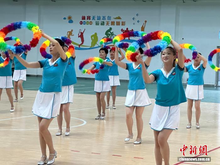 甘肃首届青少年三大球运动会开幕 系统育才模式