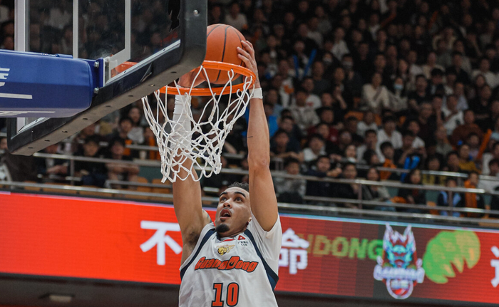 广东男篮客场惨败山东排名跌至第六 青岛男篮蓄