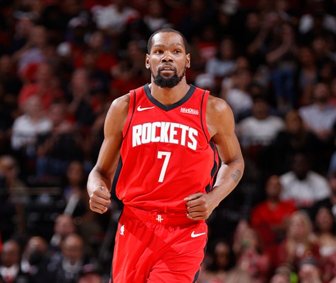 马刺大胜凯尔特人登顶西部第二 湖人森林狼排名